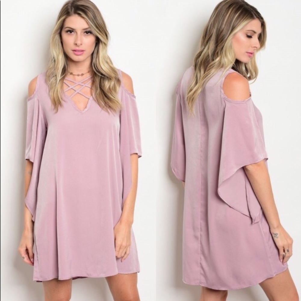 🎉HP🎉 Beautiful Cold Shoulder Lilac Dress - Picture 2 of 3